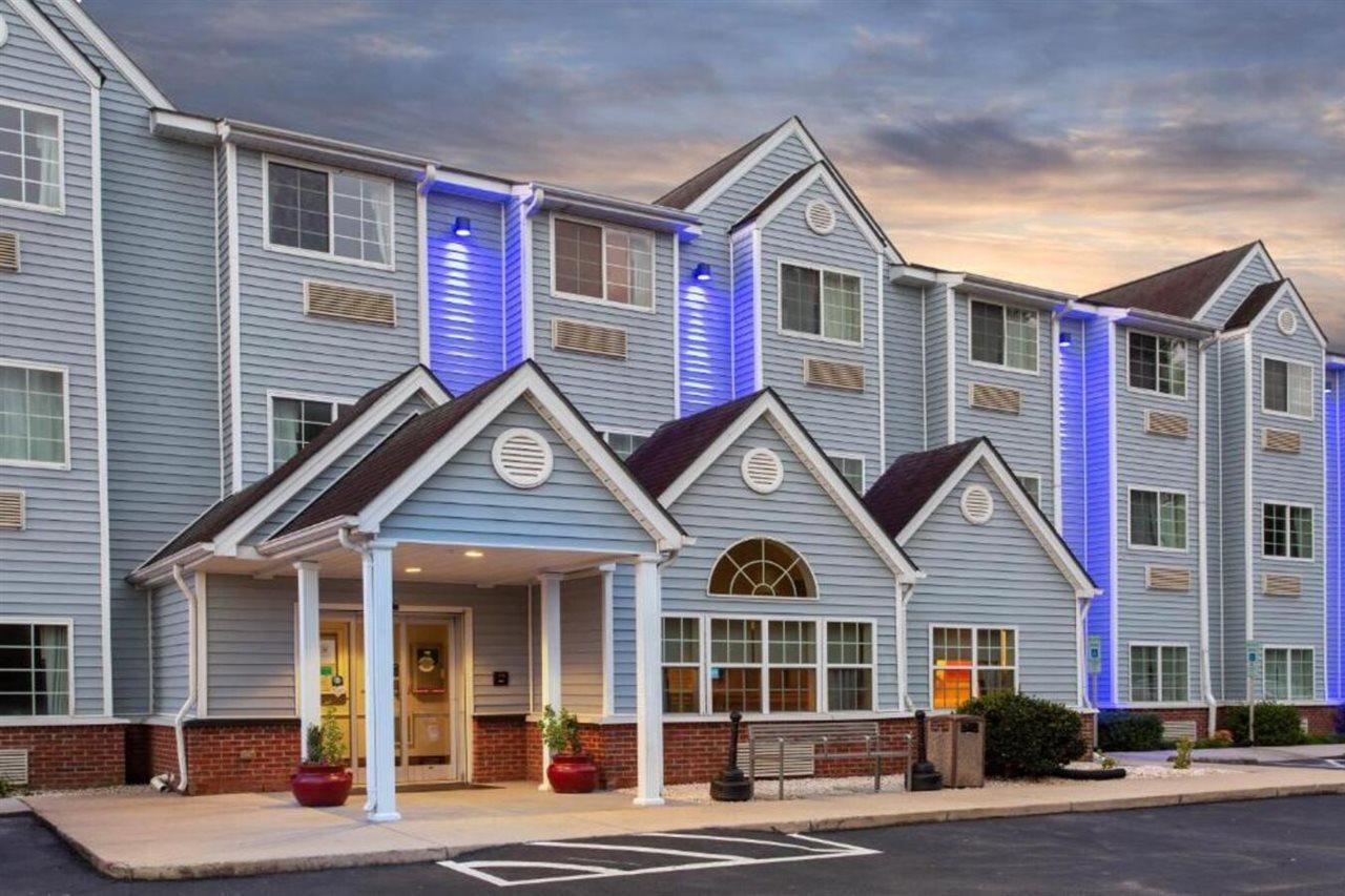 Microtel Inn & Suites By Wyndham Lillington/Campbell University Buitenkant foto